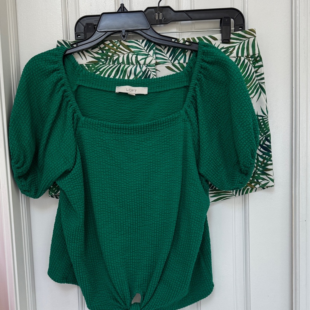 LOFT Emerald Green Textured Blouse with matching Palm Print shorts